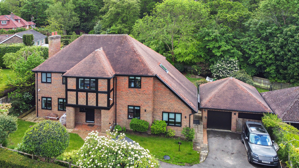 Abbotswood, Guildford - The Home Club